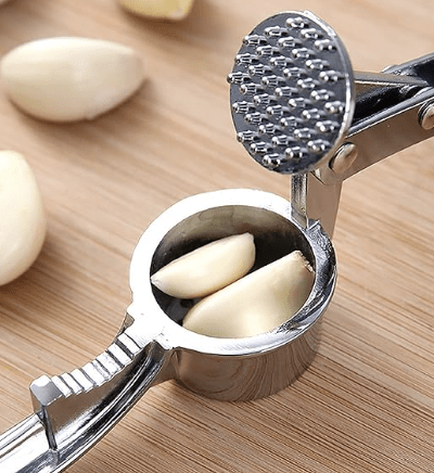Walnut Cracker Pecan Nutcracker Tool Suitable for Walnuts Pecan Nuts Seafood Cracker with Non-Slip Handle - Image 5